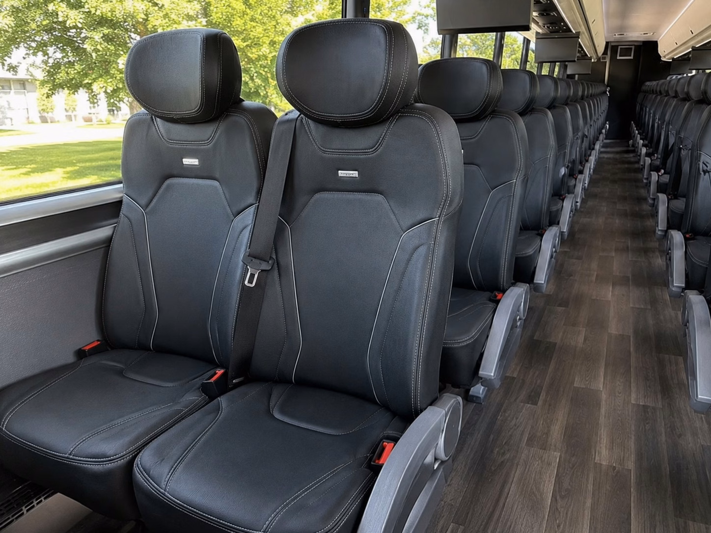 dayton wedding venue shuttle services from the oregon district to the countryside