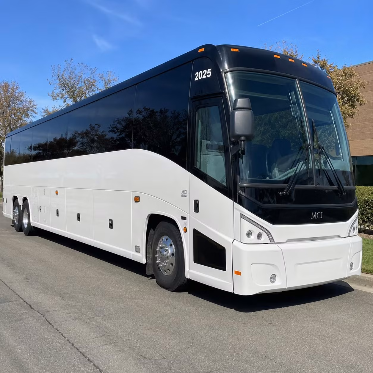 group transportation to fraze pavilion and outdoor concerts in kettering
